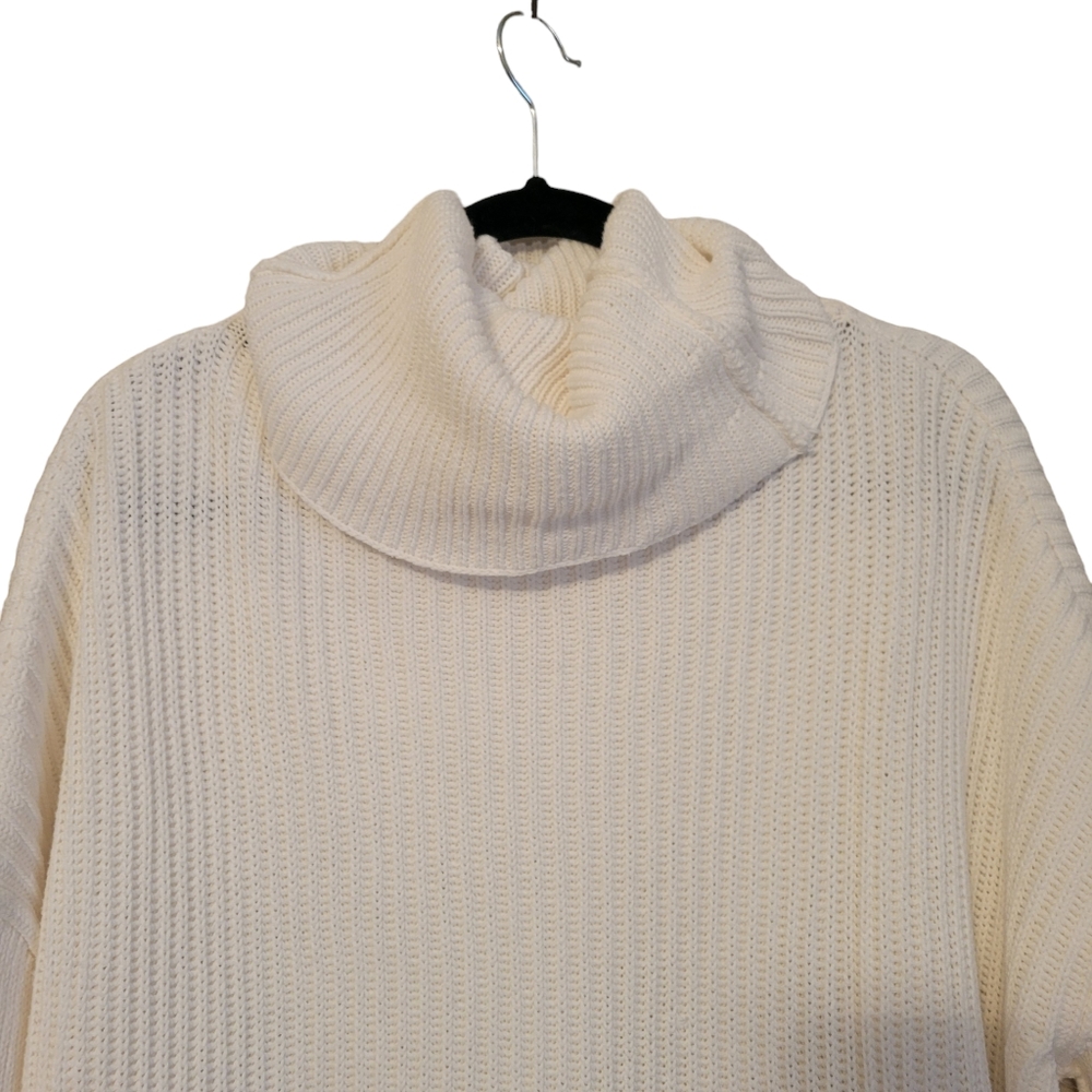 Free People Layer Cake Turtleneck Sweater Small Oversized Cream Boho Slouchy - Picture 9 of 9